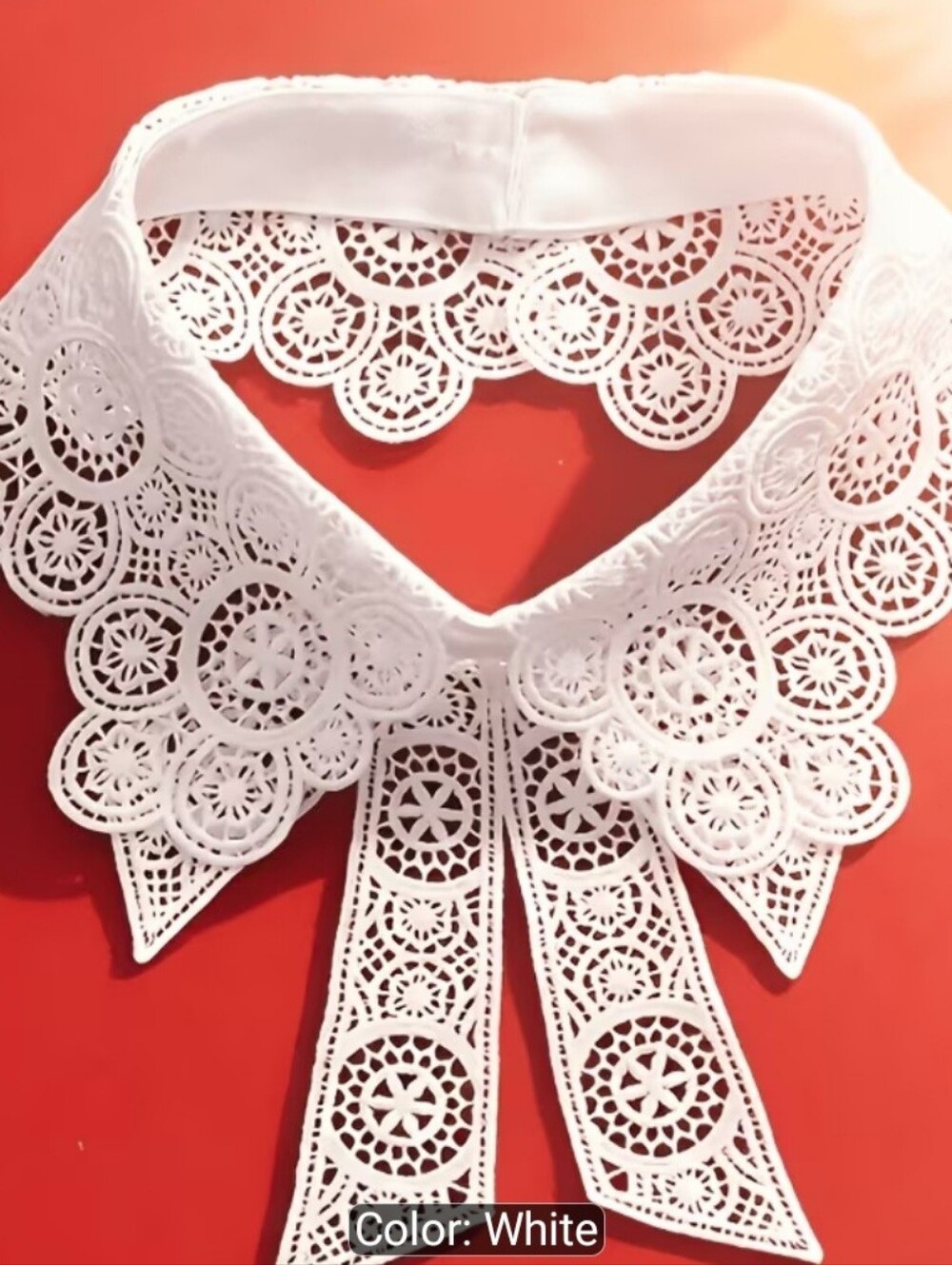 White Lace Detachable Collar - Elegant Women's Jewelry Accent